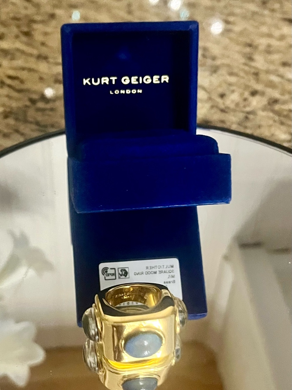 EUC Kurt Geiger brass square cocktail mood ring m/l - Picture 7 of 8